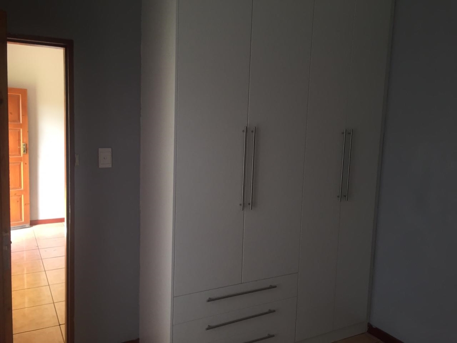 To Let 3 Bedroom Property for Rent in Amalinda Eastern Cape